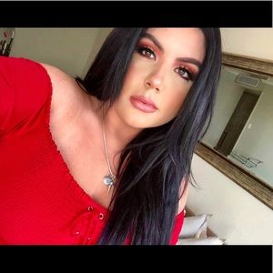 Meet your Posher, Stefanie